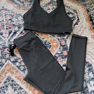Tank Top & Jogger/Leggings Aerie Set